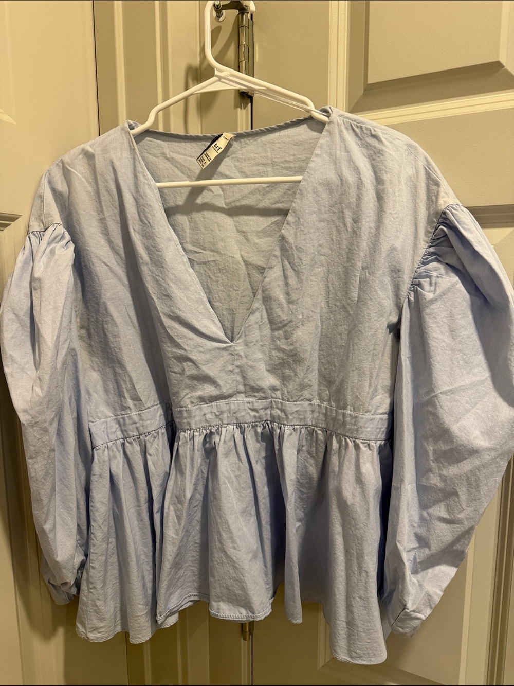 Zara Light Blue V-Neck Peplum Top with Puff Sleeves
